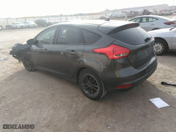 2017 Ford Focus SE with VIN 1FADP3K22HL205445, listed as a IAAI auction lot 40720343 with 39,959 mi miles. Bid and sale history available at carsss.com. Image 3.