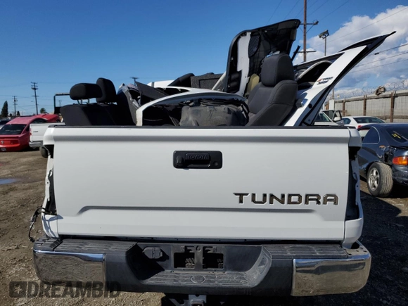 2018 Toyota Tundra 2WD SR5 with VIN 5TFEY5F18JX232852, listed as a Copart auction lot 48261275 with 88,532 mi miles and Salvage Title. Bid and sale history available at carsss.com. Image 6.