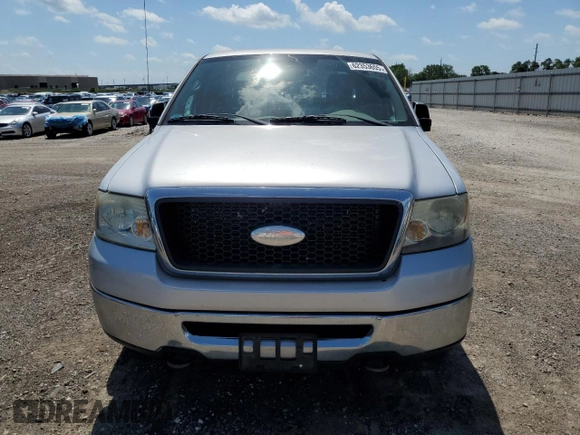 2008 Ford F-150 XLT z VIN 1FTPW14V98FC10517, wystawiony jako Copart lot #62353655 z przebiegiem 113 236 mil mil oraz Czysty tytuł • Clean title. Historia ofert i sprzedaży dostępna na DreamBid. Obrazek 5.