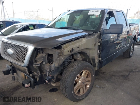 2008 Ford F-150 XLT with VIN 1FTPW12558FA82960, listed as a IAAI auction lot 41669932 with 169,253 mi miles. Bid and sale history available at carsss.com. Image 20.