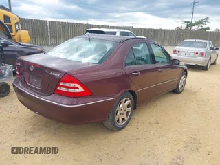 2006 Mercedes-Benz C 280 Luxury z VIN WDBRF92H66F768910, wystawiony jako IAAI lot #42352590 z przebiegiem Nie podano mil oraz . Historia ofert i sprzedaży dostępna na DreamBid. Obrazek 4.