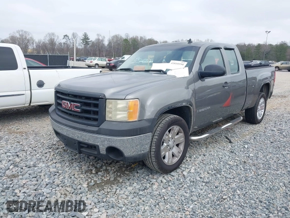 2008 GMC Sierra 1500 Work Truck z VIN 1GTEC19X08Z301295, wystawiony jako IAAI lot #41810350 z przebiegiem 266 306 mil mil oraz . Historia ofert i sprzedaży dostępna na DreamBid. Obrazek 2.