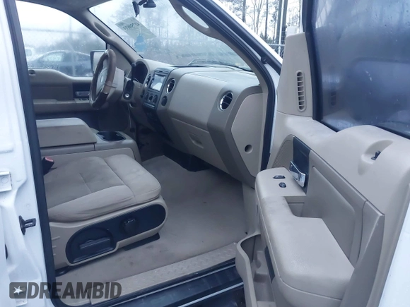 2004 Ford F-150 XLT with VIN 1FTRW12W14KC48930, listed as a IAAI auction lot 41759833 with 0 mi miles. Bid and sale history available at carsss.com. Image 5.