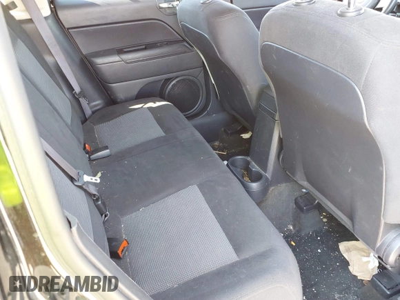 2016 Jeep Patriot High Altitude with VIN 1C4NJPFA0GD792326, listed as a IAAI auction lot 41792035 with 70,977 mi miles and . Bid and sale history available at carsss.com. Image 8.