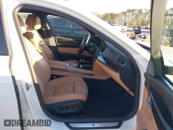 2014 BMW 7 Series ALPINA B7 with VIN WBAYE8C59ED134562, listed as a IAAI auction lot 41806222 with 120,043 mi miles. Bid and sale history available at carsss.com. Image 5.