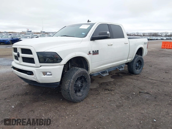2017 Ram 2500 Laramie z VIN 3C6UR5FL7HG749723, wystawiony jako IAAI lot #41523969 z przebiegiem 133 622 mil mil oraz . Historia ofert i sprzedaży dostępna na DreamBid. Obrazek 17.