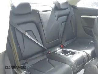 2010 Audi A5 Premium Plus z VIN WAULFAFR2AA069370, wystawiony jako IAAI lot #42301018 z przebiegiem 114 526 mil mil oraz . Historia ofert i sprzedaży dostępna na DreamBid. Obrazek 8.