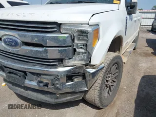 2017 Ford F-250 Lariat with VIN 1FT7W2BT1HEC08287, listed as a IAAI auction lot 42028870 with 3,533,944 mi miles and . Bid and sale history available at DreamBid. Image 6.