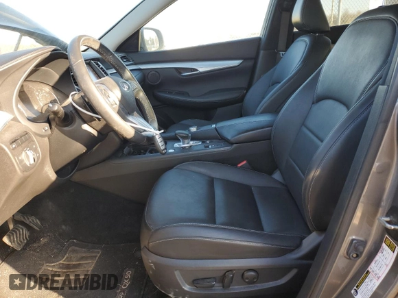 2019 Infiniti QX50 Essential z VIN 3PCAJ5M31KF137228, wystawiony jako Copart lot #46580205 z przebiegiem 37 229 mil mil oraz Nie do naprawy • Non repairable. Historia ofert i sprzedaży dostępna na DreamBid. Obrazek 7.