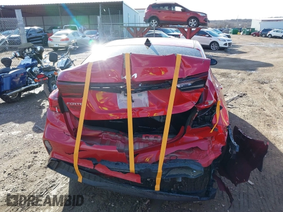 2022 Kia Forte LXS z VIN 3KPF24AD3NE490610, wystawiony jako IAAI lot #41710588 z przebiegiem 47 183 mil mil oraz . Historia ofert i sprzedaży dostępna na DreamBid. Obrazek 6.