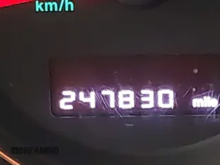 2010 Jeep Commander Sport с VIN 1J4RG4GK6AC140856, выставлен на аукционе IAAI как лот 42285802 с пробегом 247 830 миль миль и . История ставок и продаж доступна на DreamBid. Изображение 15.