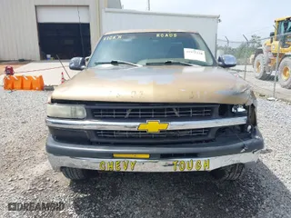1999 Chevrolet Silverado 1500 LS with VIN 2GCEC19T8X1142580, listed as a IAAI auction lot 41932320 with 238,377 mi miles. Bid and sale history available at carsss.com. Image 12.