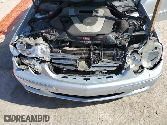 2006 Mercedes-Benz CLK 3.5L with VIN WDBTK56G86T056136, listed as a Copart auction lot 53261395 with 129,834 mi miles and Salvage Title. Bid and sale history available at carsss.com. Image 11.