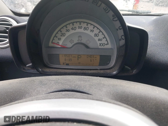 2014 Smart fortwo Pure with VIN WMEEJ3BA5EK749285, listed as a IAAI auction lot 42231893 with 119,507 mi miles and . Bid and sale history available at DreamBid. Image 7.