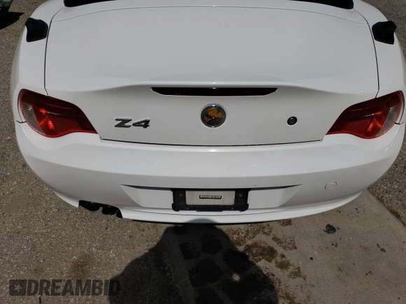 2007 BMW Z4 3.0i with VIN 4USBU33587LW70632, listed as a Copart auction lot 51910635 with 198,700 mi miles and Clean Title. Bid and sale history available at carsss.com. Image 10.