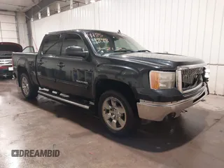 2010 GMC Sierra 1500 SLT z VIN 3GTRKWE30AG242923, wystawiony jako IAAI lot #41854848 z przebiegiem 209 977 mil mil oraz . Historia ofert i sprzedaży dostępna na DreamBid. Obrazek 1.