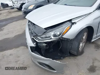 2019 Hyundai Sonata SEL with VIN 5NPE34AF1KH805776, listed as a IAAI auction lot 41877864 with Not Provided miles and . Bid and sale history available at DreamBid. Image 6.
