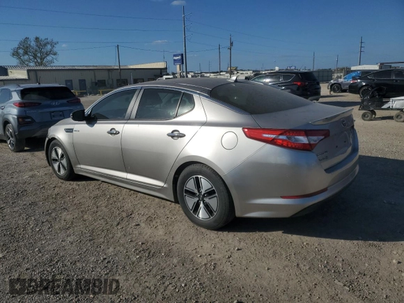 2013 Kia Optima LX with VIN KNAGM4AD1D5043425, listed as a Copart auction lot 77598514 with 123,667 mi miles and Clean Title. Bid and sale history available at DreamBid. Image 2.