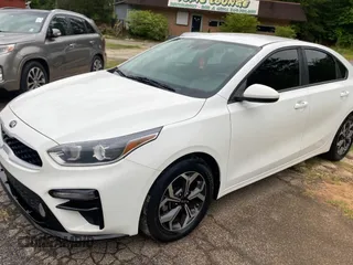2019 Kia Forte LXS with VIN 3KPF24AD9KE122640, listed as a Copart auction lot 59232695 with 158,160 mi miles and Clean title. Bid and sale history available at DreamBid. Image 2.
