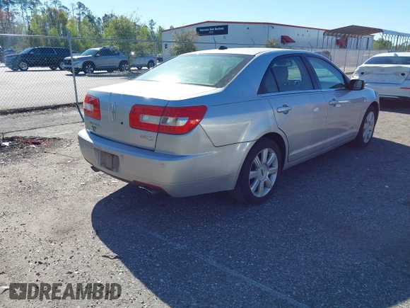 2009 Lincoln MKZ with VIN 3LNHM26T49R603563, listed as a IAAI auction lot 41822110 with 140,504 mi miles and . Bid and sale history available at DreamBid. Image 4.