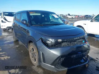 2024 Kia Soul EX with VIN KNDJ33AU7R7921392, listed as a IAAI auction lot 41496507 with 4,526 mi miles. Bid and sale history available at carsss.com. Image 1.