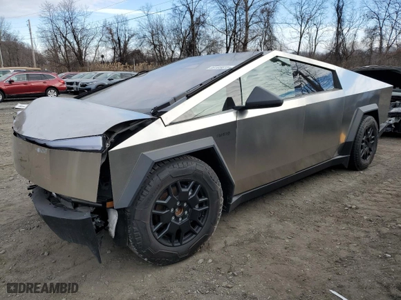 2024 Tesla Cybertruck with VIN 7G2CEHED0RA014997, listed as a Copart auction lot 89105615 with 3,475 mi miles and Salvage Title. Bid and sale history available at carsss.com. Image 1.