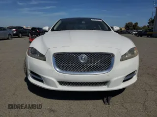 2013 Jaguar XJ with VIN SAJWA1C79D8V51400, listed as a Copart auction lot 54972475 with 79,471 mi miles and Clean Title. Bid and sale history available at DreamBid. Image 5.