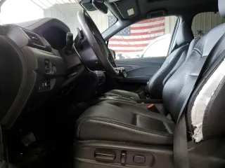 2020 Honda Passport EX-L с VIN 5FNYF8H50LB000022, выставлен на аукционе Copart как лот 59368095 с пробегом 85 331 миль миль и На запчасти • Non repairable. История ставок и продаж доступна на DreamBid. Изображение 7.