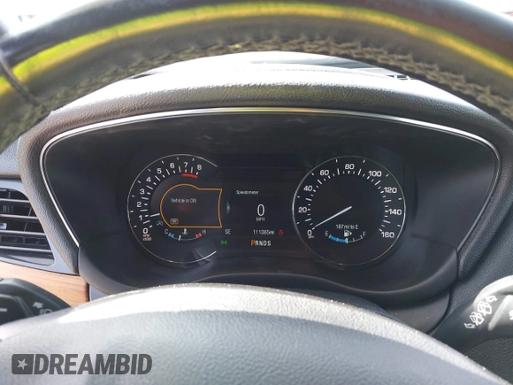 2017 Lincoln MKC Select with VIN 5LMCJ2C9XHUL36333, listed as a IAAI auction lot 41932497 with 111,065 mi miles and . Bid and sale history available at DreamBid. Image 7.