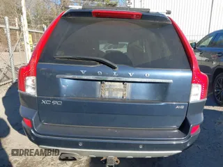 2013 Volvo XC90 Premier Plus with VIN YV4952CZ6D1654061, listed as a IAAI auction lot 41281282 with 170,374 mi miles. Bid and sale history available at carsss.com. Image 16.