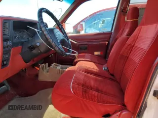 1992 Ford Explorer Eddie Bauer with VIN 1FMDU34X6NUC14663, listed as a Copart auction lot 81240504 with 98,907 mi miles and Salvage title. Bid and sale history available at DreamBid. Image 7.