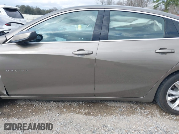 2020 Chevrolet Malibu LT with VIN 1G1ZD5ST4LF065685, listed as a IAAI auction lot 41495186 with Not Provided miles and . Bid and sale history available at carsss.com. Image 14.
