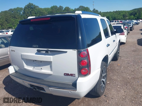 2008 GMC Yukon Denali z VIN 1GKFK63848J230708, wystawiony jako IAAI lot #42175206 z przebiegiem 208 589 mil mil oraz . Historia ofert i sprzedaży dostępna na DreamBid. Obrazek 4.