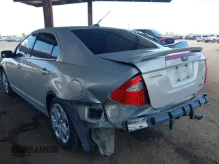 2010 Ford Fusion SE с VIN 3FAHP0HG1AR117710, выставлен на аукционе IAAI как лот 42666903 с пробегом 152 859 миль миль и . История ставок и продаж доступна на DreamBid. Изображение 6.