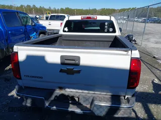 2015 Chevrolet Colorado 2WD WT с VIN 1GCHSAEA5F1255086, выставлен на аукционе IAAI как лот 41362240 с пробегом 121 535 миль миль и . История ставок и продаж доступна на DreamBid. Изображение 17.