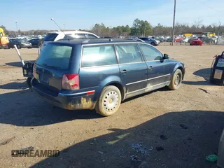 2004 Volkswagen Passat GL z VIN WVWND63B14E340616, wystawiony jako IAAI lot #41435210 z przebiegiem 175 452 mil mil oraz . Historia ofert i sprzedaży dostępna na DreamBid. Obrazek 4.