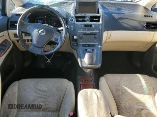 2010 Lexus HS with VIN JTHBB1BA4A2021002, listed as a Copart auction lot 80996884 with 226,107 mi miles and Clean Title. Bid and sale history available at carsss.com. Image 8.