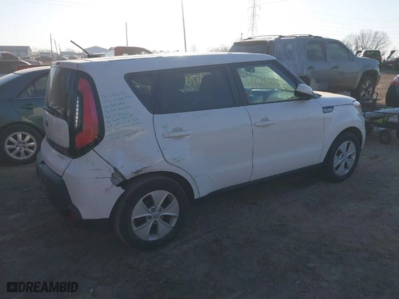 2016 Kia Soul with VIN KNDJN2A22G7362222, listed as a IAAI auction lot 41768610 with NaN miles. Bid and sale history available at carsss.com. Image 4.