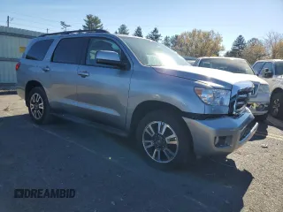 2013 Toyota Sequoia SR5 with VIN 5TDBY5G12DS084600, listed as a Copart auction lot 77708114 with 119,571 mi miles and Salvage Title. Bid and sale history available at carsss.com. Image 4.