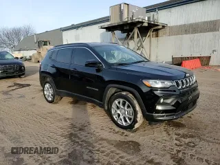 2024 Jeep Compass Latitude Lux с VIN 3C4NJDFN6RT101203, выставлен на аукционе Copart как лот 43558145 с пробегом 4 234 миль миль и На запчасти • Non repairable. История ставок и продаж доступна на DreamBid. Изображение 11.