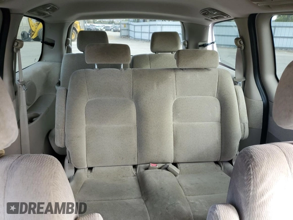 2005 Kia Sedona LX with VIN KNDUP132356623195, listed as a Copart auction lot 46623545 with 173,049 mi miles and Salvage Title. Bid and sale history available at carsss.com. Image 10.
