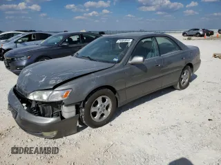 1998 Lexus ES 300 Luxury Sport Sdn with VIN JT8BF28G2W5046136, listed as a Copart auction lot 74364844 with 209,940 mi miles and Salvage Title. Bid and sale history available at carsss.com. Image 1.
