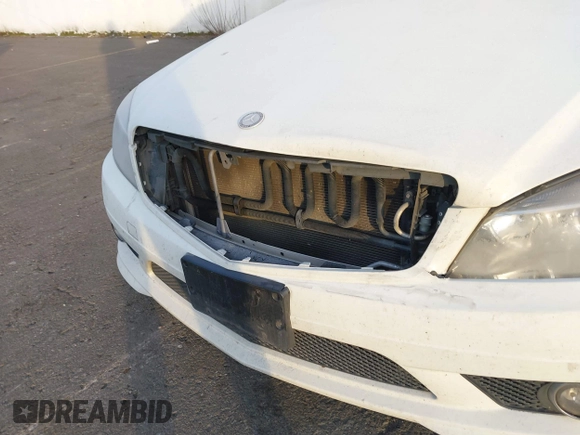 2008 Mercedes-Benz C 300 Sport with VIN WDDGF54X98R013277, listed as a IAAI auction lot 41399102 with 159,624 mi miles and . Bid and sale history available at DreamBid. Image 6.