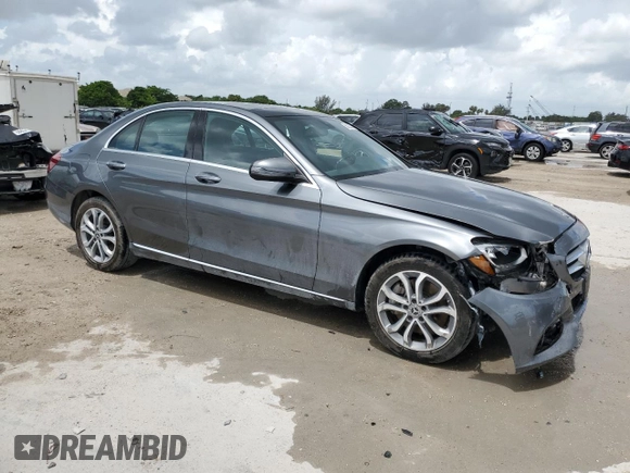 2018 Mercedes-Benz C 300 z VIN WDDWF4KB4JR312095, wystawiony jako Copart lot #60229255 z przebiegiem 105 109 mil mil oraz Szkoda całkowita • Salvage title. Historia ofert i sprzedaży dostępna na DreamBid. Obrazek 4.