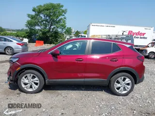 2024 Buick Encore GX Preferred с VIN KL4AMCSL7RB199805, выставлен на аукционе IAAI как лот 42562166 с пробегом 1 859 миль миль и . История ставок и продаж доступна на DreamBid. Изображение 14.