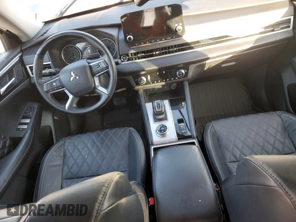 2022 Mitsubishi Outlander SEL z VIN JA4J4VA82NZ060109, wystawiony jako Copart lot #50175355 z przebiegiem 58 925 mil mil oraz Szkoda całkowita • Salvage title. Historia ofert i sprzedaży dostępna na DreamBid. Obrazek 8.
