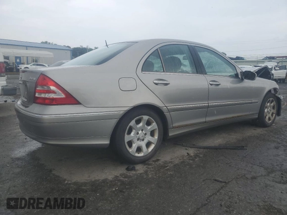 2006 Mercedes-Benz C 280 Luxury z VIN WDBRF92H06F783404, wystawiony jako Copart lot #63279275 z przebiegiem 212 832 mil mil oraz Szkoda całkowita • Salvage title. Historia ofert i sprzedaży dostępna na DreamBid. Obrazek 3.
