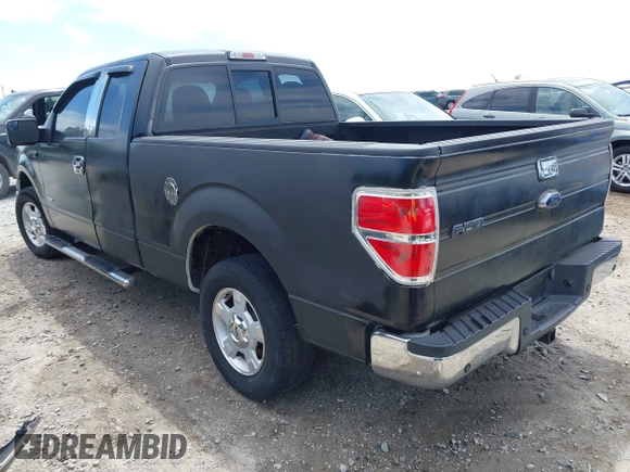 2014 Ford F-150 XL with VIN 1FTFX1CT5EKD34067, listed as a IAAI auction lot 42290888 with 214,507 mi miles and . Bid and sale history available at DreamBid. Image 3.