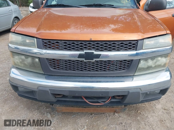 2005 Chevrolet Colorado 1SF LS Z71 with VIN 1GCDT136758169021, listed as a IAAI auction lot 42175159 with 217,734 mi miles. Bid and sale history available at carsss.com. Image 6.