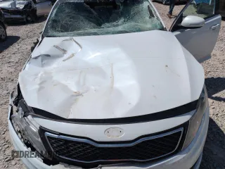 2013 Kia Optima SX с VIN 5XXGR4A6XDG091796, выставлен на аукционе Copart как лот 60294155 с пробегом Не указан миль и Списание • Salvage title. История ставок и продаж доступна на DreamBid. Изображение 11.